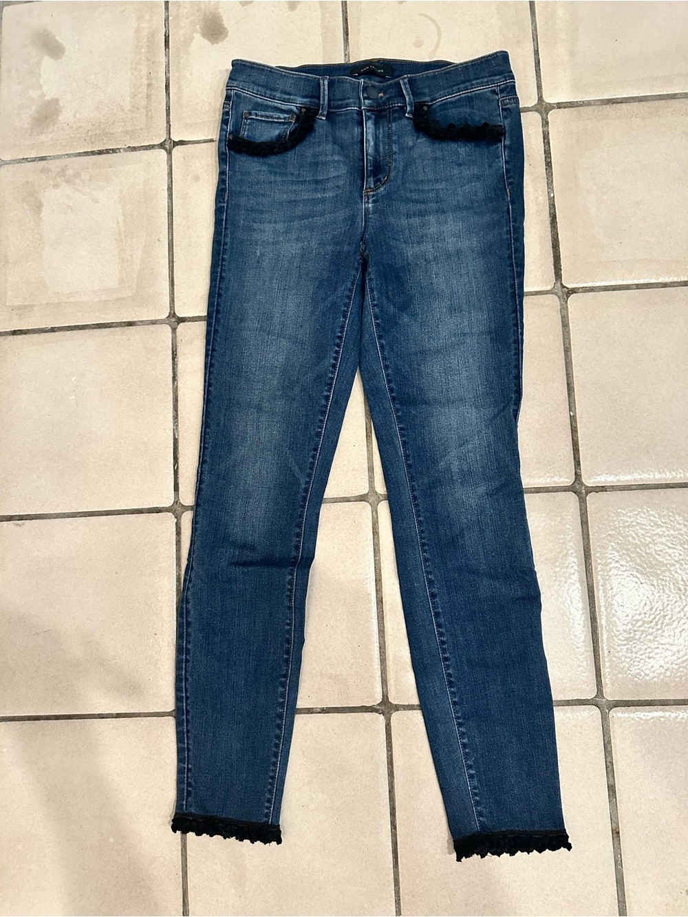 Ann Taylor - The Skinny  Modern Fit -Women’s Jeans